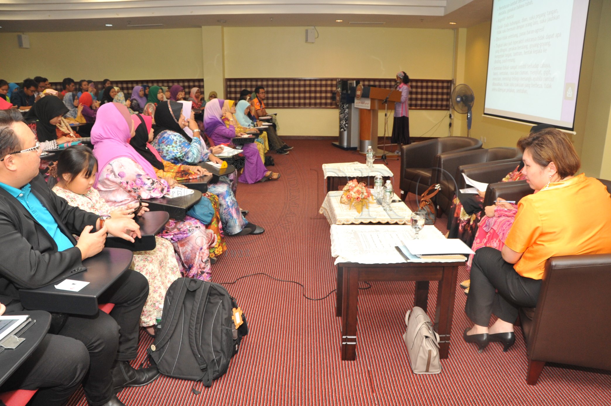 PRO 14 03 AUTISME PRO 6438